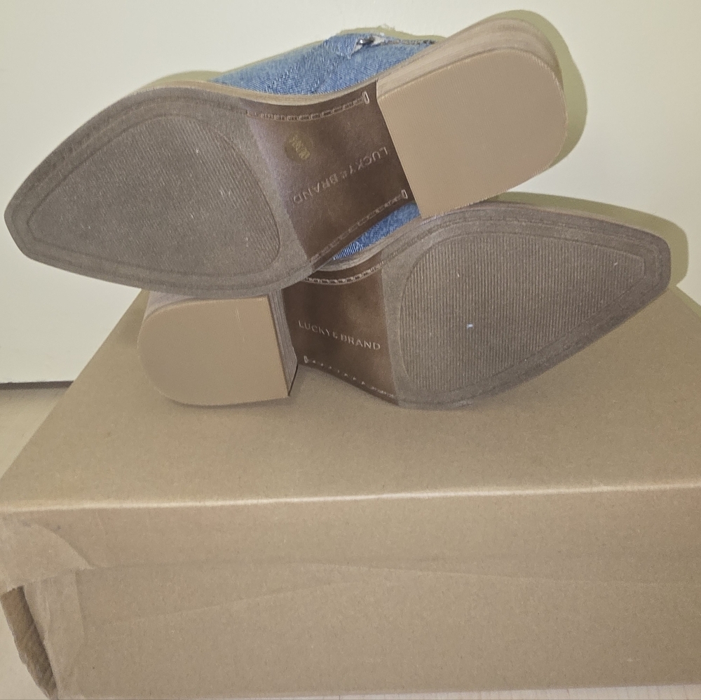 New In Box Lucky Brand Winola Ankle Strap Shooties Size:  6 - Picture 12 of 12